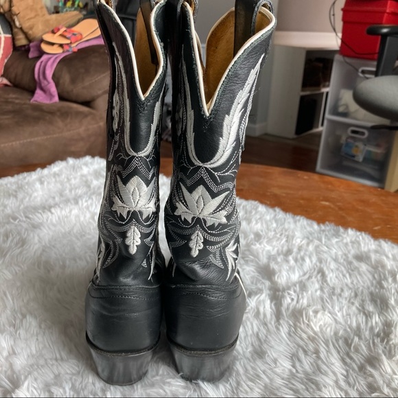Tony Lama Black and White Leather Western Boots - Picture 5 of 7